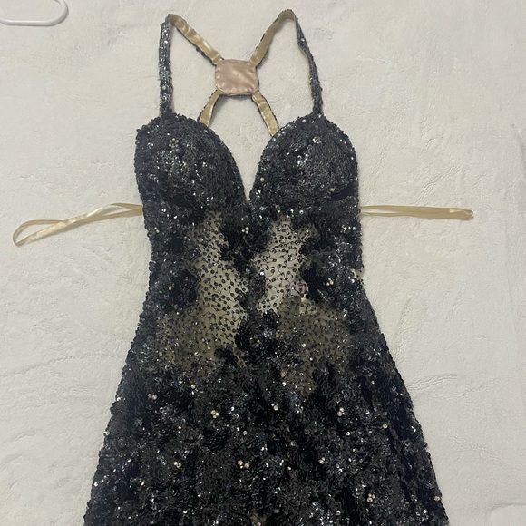 JOVANI DRESS - Picture 3 of 9